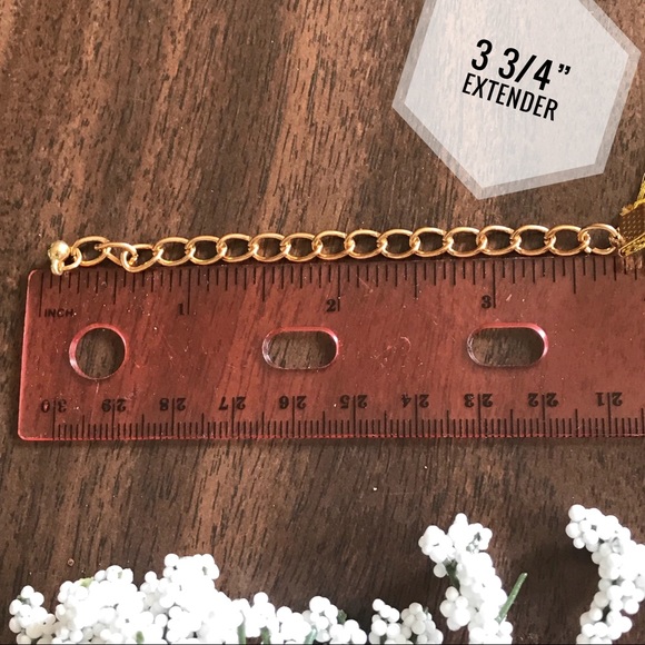 🆕✨Gold Fringe Fabric Choker✨ - Picture 5 of 7